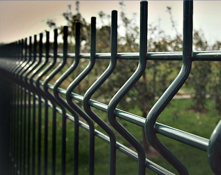 Металлический 3д забор от производителя на заказ в Саки